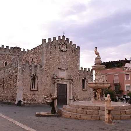 Charming Place *